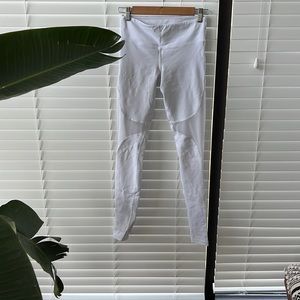 ALOYoga White Leggings with mesh panels and stirrups
